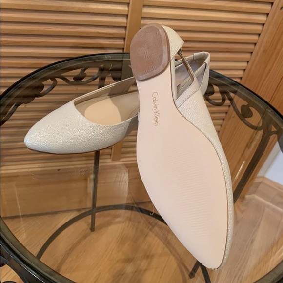 Calvin Klein Shimmer Flats | NWT Size 7M🪩 - Picture 4 of 4